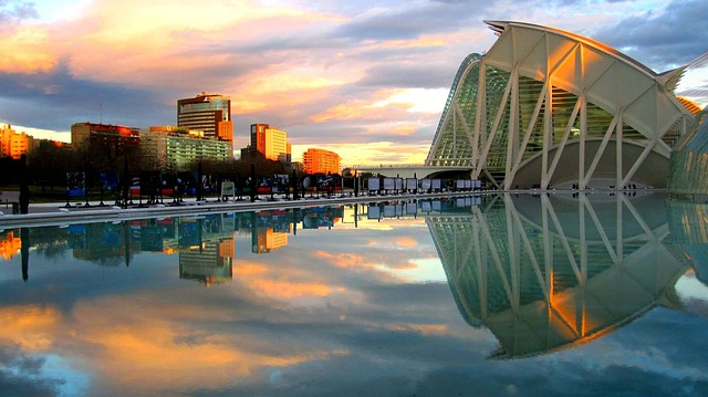 Why do an internship in Valencia?